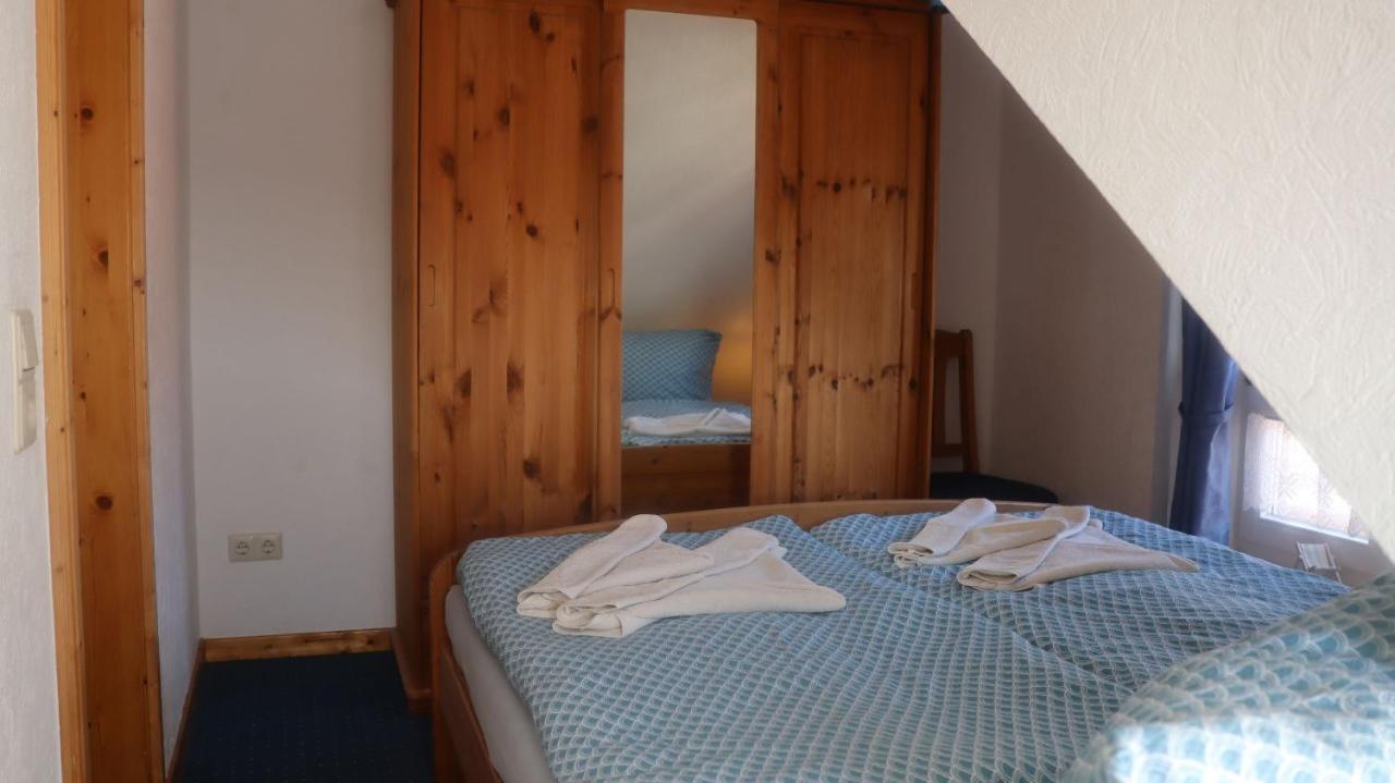 Ferienwohnung " Lee " ノイハルリンガージール エクステリア 写真