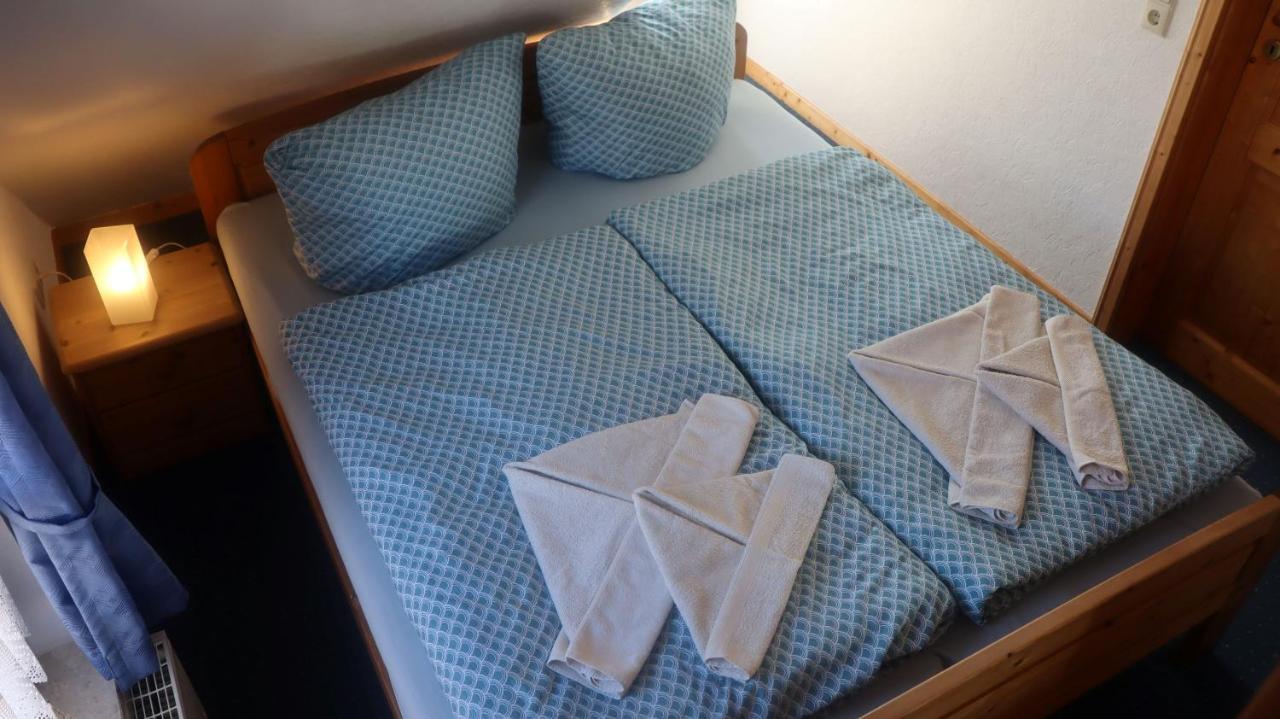 Ferienwohnung " Lee " ノイハルリンガージール エクステリア 写真